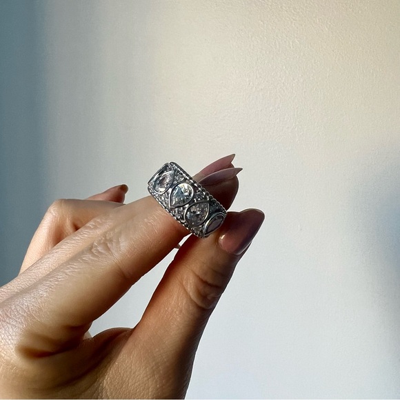 NWT) Kiera Sterling Silver Cocktail Ring - Picture 6 of 8